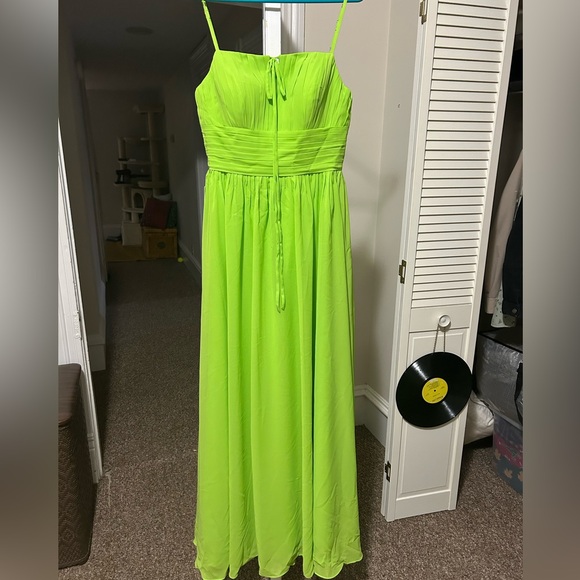 Boho Lime Green Maxi Bridesmaid Prom Dress - Picture 7 of 10